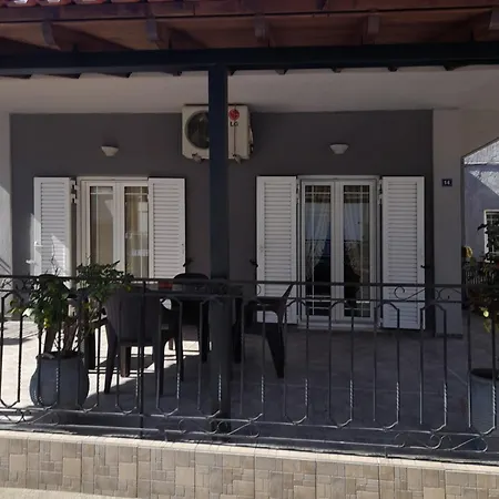 Apartment Antonioy Metewra *